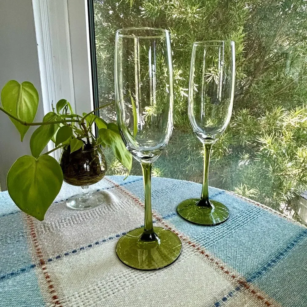 Set of 2 Pier 1 Pantiago Olive Green Champagne Flutes 9.25”